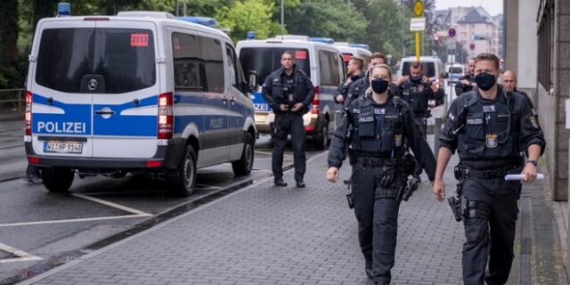 Γερμανία: Ταραχές σε “πάρτι κορονοϊού” – 5 τραυματίες, 39 συλλήψεις