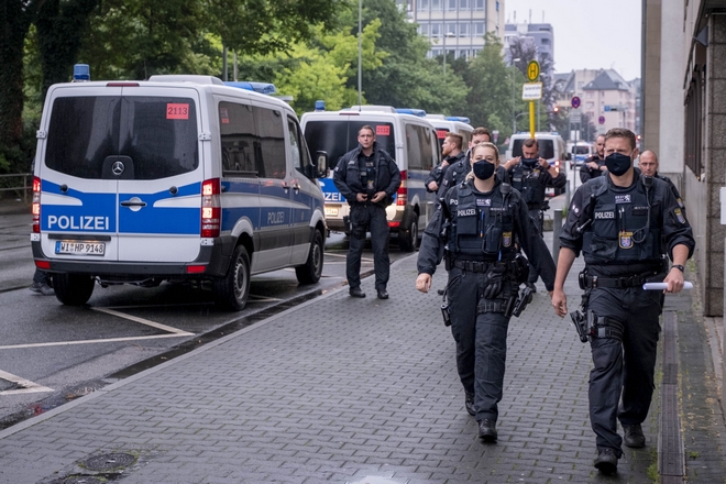 Γερμανία: Ταραχές σε “πάρτι κορονοϊού” – 5 τραυματίες, 39 συλλήψεις