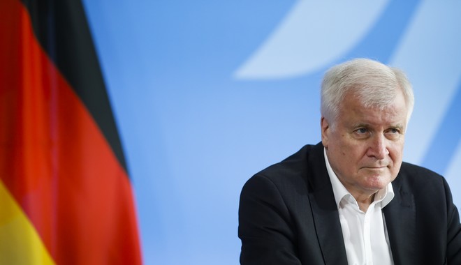 Γερμανία: Ο Ζέεχοφερ επιμένει για μεγαλύτερη συμμετοχή της ΕΕ στη διάσωση προσφύγων