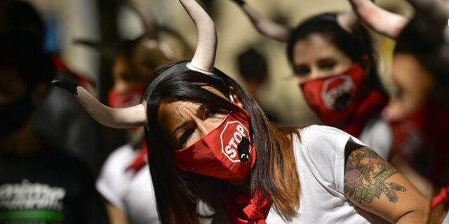 Ισπανία: Διαβεβαιώνει ότι όλα είναι υπό έλεγχο αλλά έχει 1000 κρούσματα την ημέρα