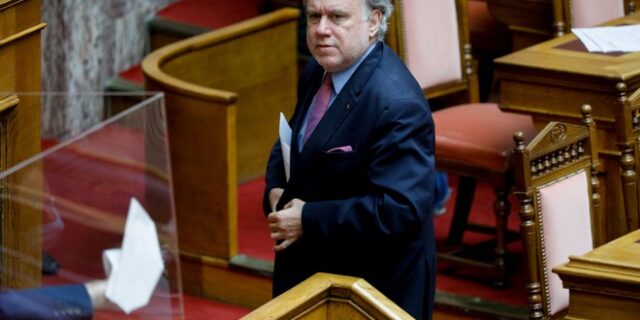 Κατρούγκαλος: ”Απαράδεκτη η μη σύγκληση του ΚΥΣΕΑ”