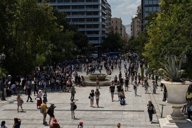 Νέο φορολογικό νομοσχέδιο: Κίνητρα για επενδύσεις, νέος τρόπος φορολογίας αυτοκινήτων