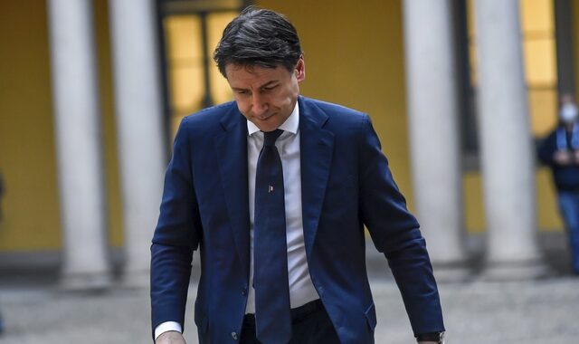 Βραδιά πολιτικών εξελίξεων για την Ιταλία