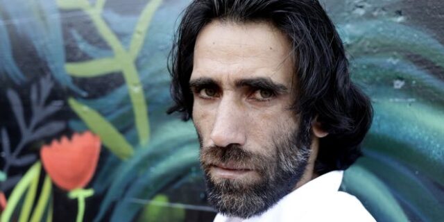 Μ. Μπουχανί: Χρειάστηκε να πάρει το κρατικό βραβείο λογοτεχνίας για να του δοθεί άσυλο
