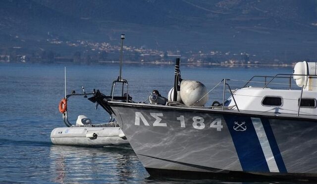 Κρήτη: Επιχείρηση του Λιμενικού – Εντοπίστηκαν όπλα σε φουσκωτό