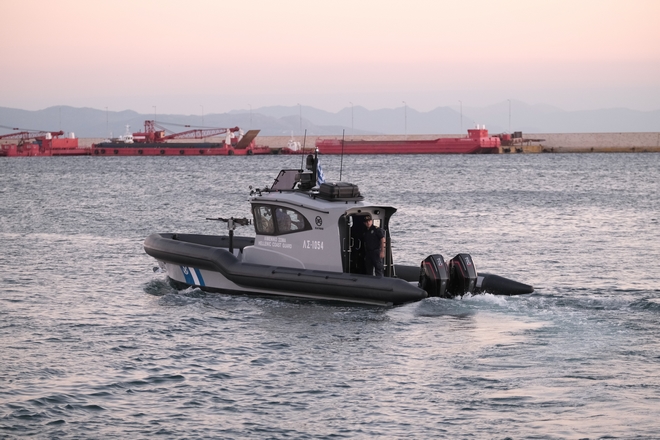 Κεφαλονιά: Εντοπίστηκε σκάφος με 30 μετανάστες- Μεταξύ τους 6 παιδιά
