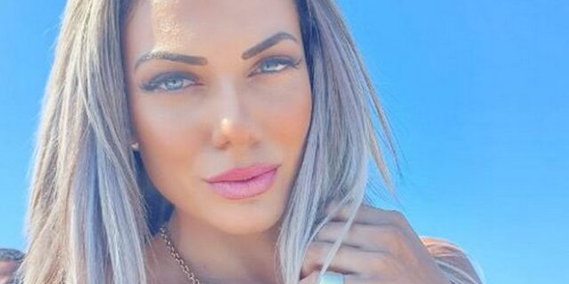 Ιωάννα Μαλέσκου: Η καλοκαιρινή της φωτογραφία με μαγιό κλέβει τις εντυπώσεις