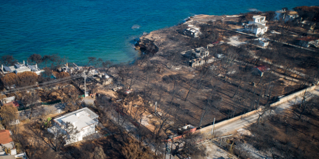 Φωτιά στο Μάτι: Ποινική αναβάθμιση του κατηγορητηρίου για πέντε πρώην υψηλόβαθμα στελέχη της Πυροσβεστικής