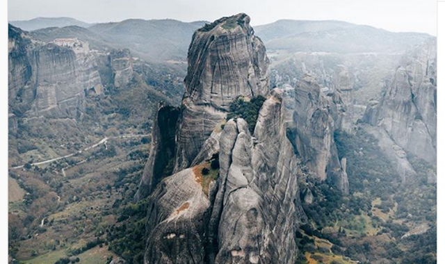 Ο επίσημος λογαριασμός του Instagram αποθεώνει την Ελλάδα και τα Μετέωρα