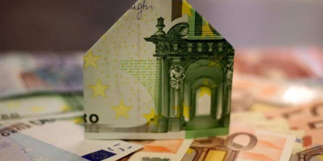 PwC: Τα ώριμα deals του 2021 και η προσδοκία για 1,5 δισ. ευρώ εσόδων από ιδιωτικοποιήσεις