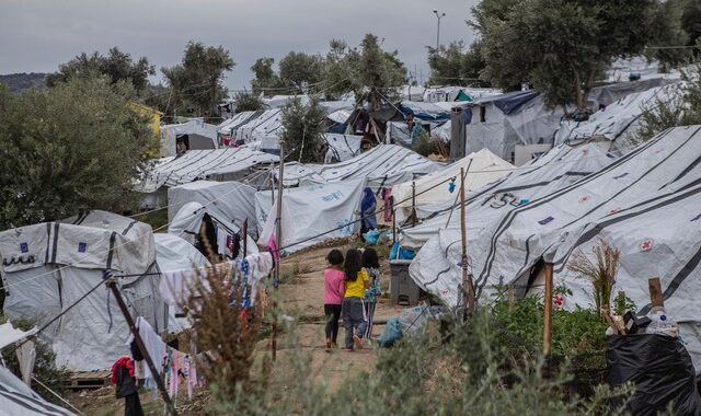 Γιατροί Χωρίς Σύνορα: Στη Μόρια 200 άτομα χρησιμοποιούν μία τουαλέτα