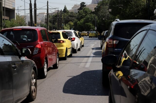 Κίνηση στους δρόμους: Μεγάλα προβλήματα στο κέντρο – Μποτιλιάρισμα στον Κηφισό