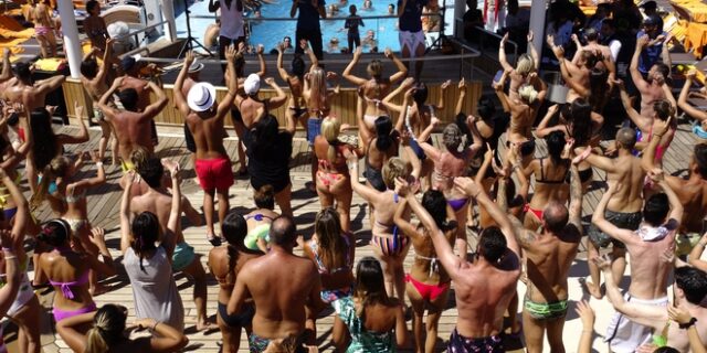 Χρυσοχοΐδης για τα πάρτι στη Μύκονο: Θα γίνει ό,τι χρειάζεται για την ασφάλεια επισκεπτών και κατοίκων