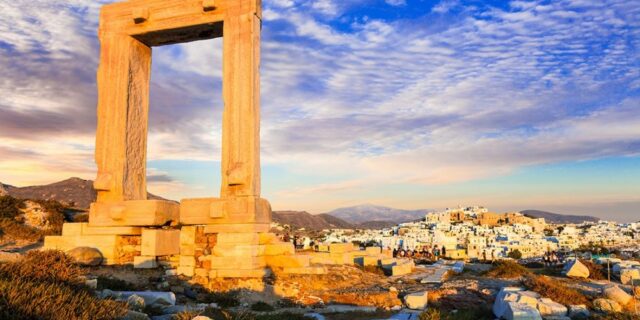 Νάξος: Η μεγαλυτέρα των Κυκλάδων