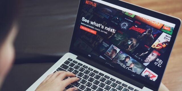 Netflix: Ταινίες, σειρές και εκπλήξεις στο δεύτερο μισό του Αυγούστου – Τι ξεχωρίζει