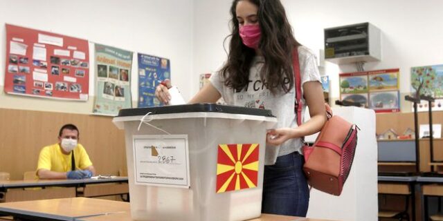 Βόρεια Μακεδονία: Σνομπάρουν τις εκλογές οι ψηφοφόροι