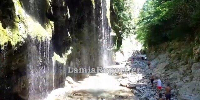 “Πάντα Βρέχει”: Από πού πήρε το όνομά του το μαγευτικό φαράγγι της Ευρυτανίας