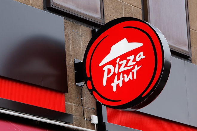 Pizza Hut: Τι πραγματικά την οδήγησε εκτός Ελλάδας. Τι θα γίνει με τα KFC