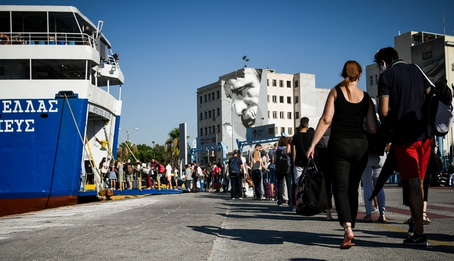Πλακιωτάκης: Αναθεωρούνται τα μέτρα για τον κορoνοϊό στα πλοία