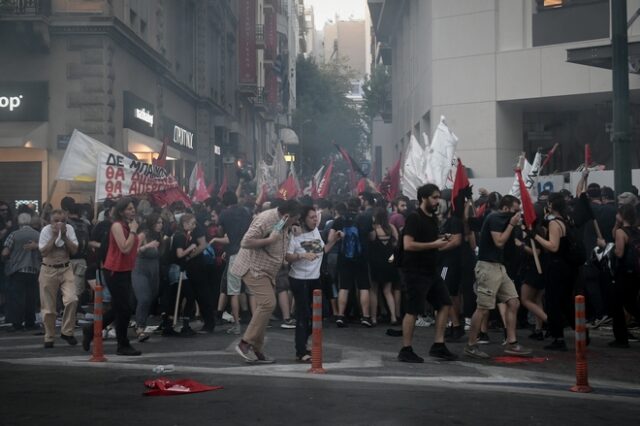 Σε δίκη ο αστυνομικός που καταγγελεται ότι εμπόδισε σύλληψη διαδηλωτή