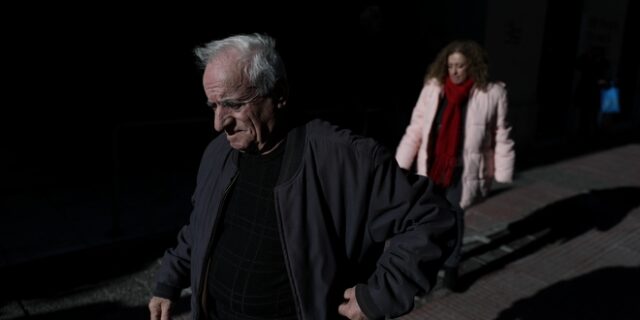 Όχι από ΟΟΣΑ σε 13η σύνταξη και επίδομα νέων γεννήσεων