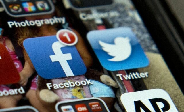 Facebook και Twitter κατέβασαν post του Τραμπ – Έλεγε ότι η γρίπη είναι πιο φονική από τον κορονοϊό