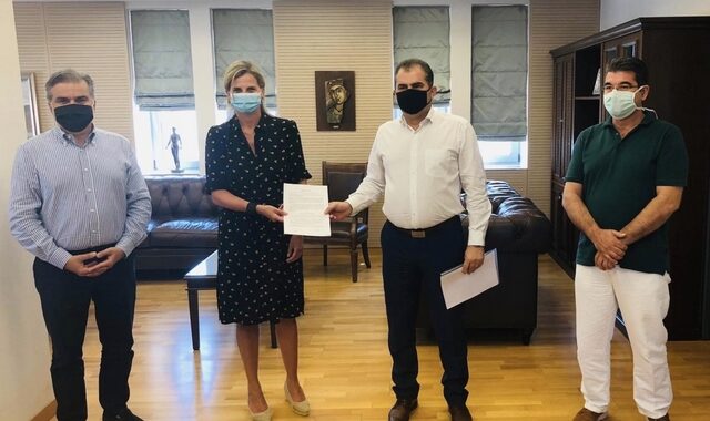Τα ΠΑΙΔΙΚΑ ΧΩΡΙΑ SOS και ο Δήμος Καλαμάτας δίπλα στις ευάλωτες οικογένειες