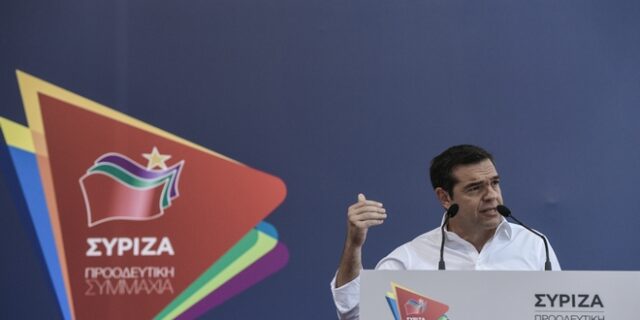 ΣΥΡΙΖΑ: Απαγορεύουν τα πανηγύρια αλλά ανοίγουν πτήσεις από χώρες με έξαρση κρουσμάτων