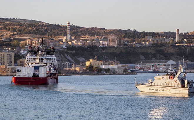 Τουρκία: Οι αρχές σταμάτησαν πλοίο με περίπου 300 μετανάστες
