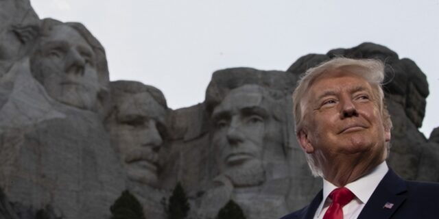 Τραμπ: Show λαϊκισμού και επίθεση στην “αριστερή πολιτιστική επανάσταση φασισμού”