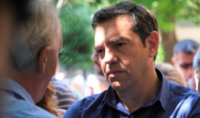 Τσίπρας στο EFE: “Η κυβέρνηση αντιμετωπίζει την κρίση προκαλώντας ακόμα μεγαλύτερη ύφεση”