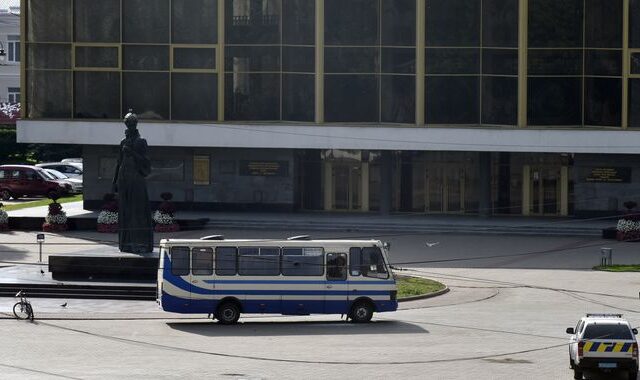 Ουκρανία: Αίσιο τέλος για τους ομήρους σε λεωφορείο – Συνελήφθη ο δράστης