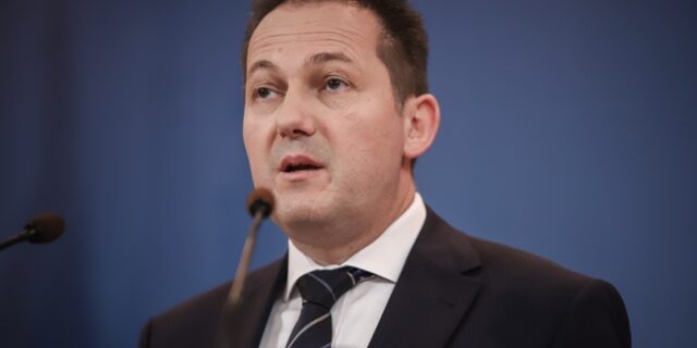 Πέτσας: Από 6 συνοριακούς σταθμούς η χερσαία διέλευση από τις βαλκανικές χώρες