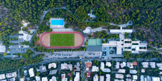 Το Deree συστήνεται στους αυριανούς φοιτητές του σε μία online εκδήλωση γνωριμίας