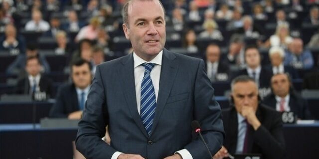 Βέμπερ στο Ευρωκοινοβούλιο:”Δεν μπορούμε να αφήσουμε την Ελλάδα και την Κύπρο μόνες”