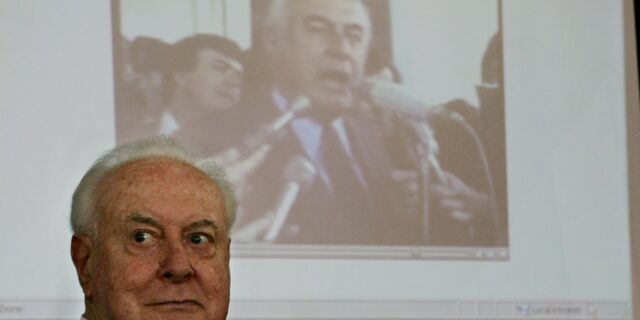 Οι μηχανορραφίες του Βρετανικού παλατιού: Πώς απέλυσαν τον πρωθυπουργό της Αυστραλίας