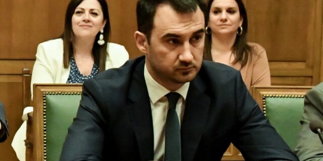 Χαρίτσης: “Οι επιλογές της κυβέρνησης οδηγούν νομοτελειακά σε μέτρα λιτότητας”