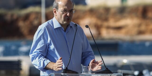 Χατζηδάκης: Θα δοθεί νέα ζωή στο Μάτι – Το οφείλουμε στους κατοίκους του