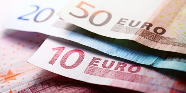 ΟΠΕΚΑ: Πληρώνονται σήμερα εννέα επιδόματα και παροχές