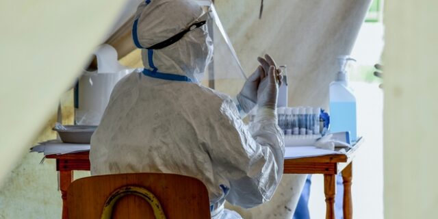 Προειδοποίηση ΠΟΥ: “Μακρύς ο δρόμος στη μάχη με τον κορονοϊό”