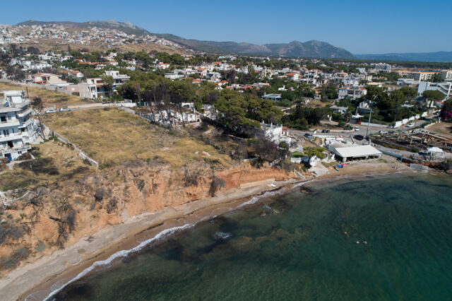 Μάτι και Κόκκινο Λιμανάκι: “Επόμενη ημέρα χωρίς τη γνώμη των κατοίκων”