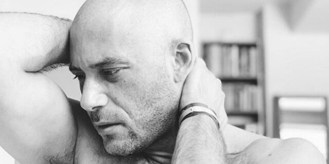 Αντίνοος Αλμπάνης: “Είναι άδικο να λέμε για κάποιον ότι έχασε τη μάχη με τον καρκίνο”