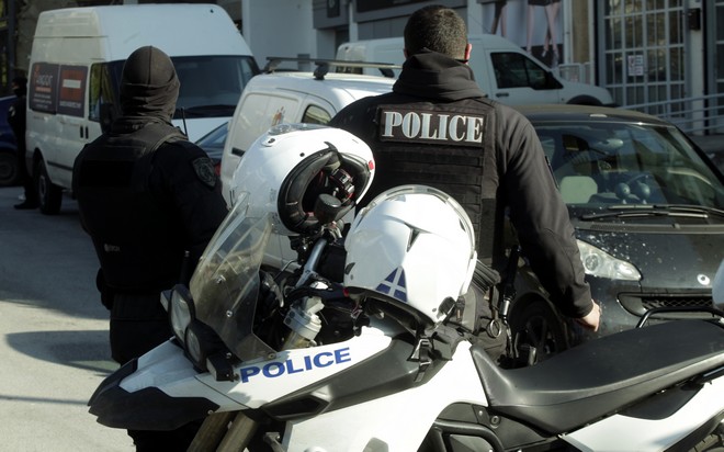 Γέρακας: Συνελήφθησαν διαρρήκτες μετά από καταδίωξη – Προσπάθησαν να εμβολίσουν μοτοσικλέτα της ΔΙ.ΑΣ.