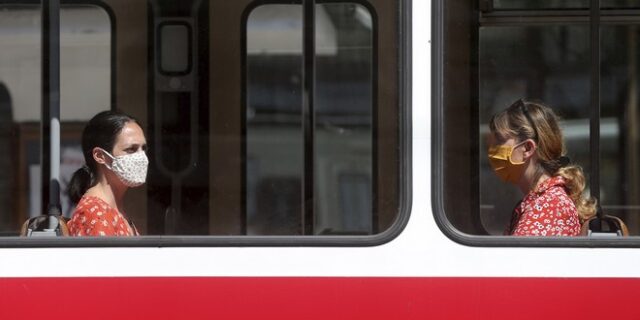 Αυστρία: “Μεγάλο κίνδυνο” θεωρεί η αρχηγός της αντιπολίτευσης τη χαλάρωση του lockdown