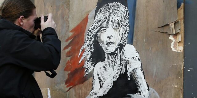 Ο Banksy ναυλώνει πλοίο για να διασώζει μετανάστες στη Μεσόγειο