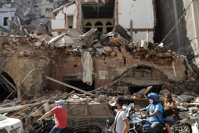 Λίβανος: Αγωνία στα συντρίμμια μετά τις εκρήξεις στη Βηρυτό – Τουλάχιστον 145 νεκροί