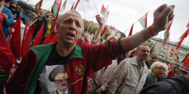 ΕΕ: Εξετάζει κυρώσεις σε βάρος του Λουκασένκο