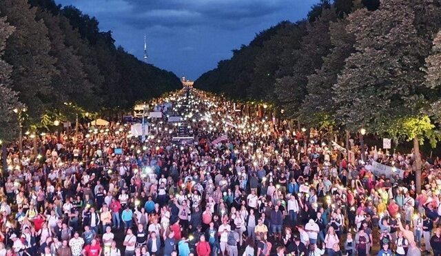 Οι αρνητές του κορονοϊού βγήκαν στους δρόμους σε όλη την Ευρώπη