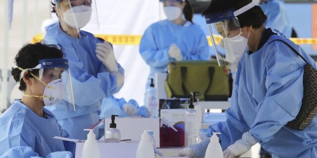 Κορονοϊός: Τα κρούσματα ξεπέρασαν τα 20 εκατομμύρια παγκοσμίως