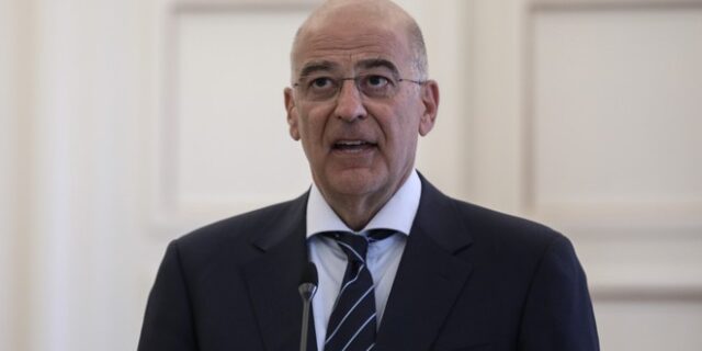 Διπλωματικό μπαράζ Δένδια: Συναντήσεις με τους ΥΠΕΞ των ΗΠΑ και της Αυστρίας